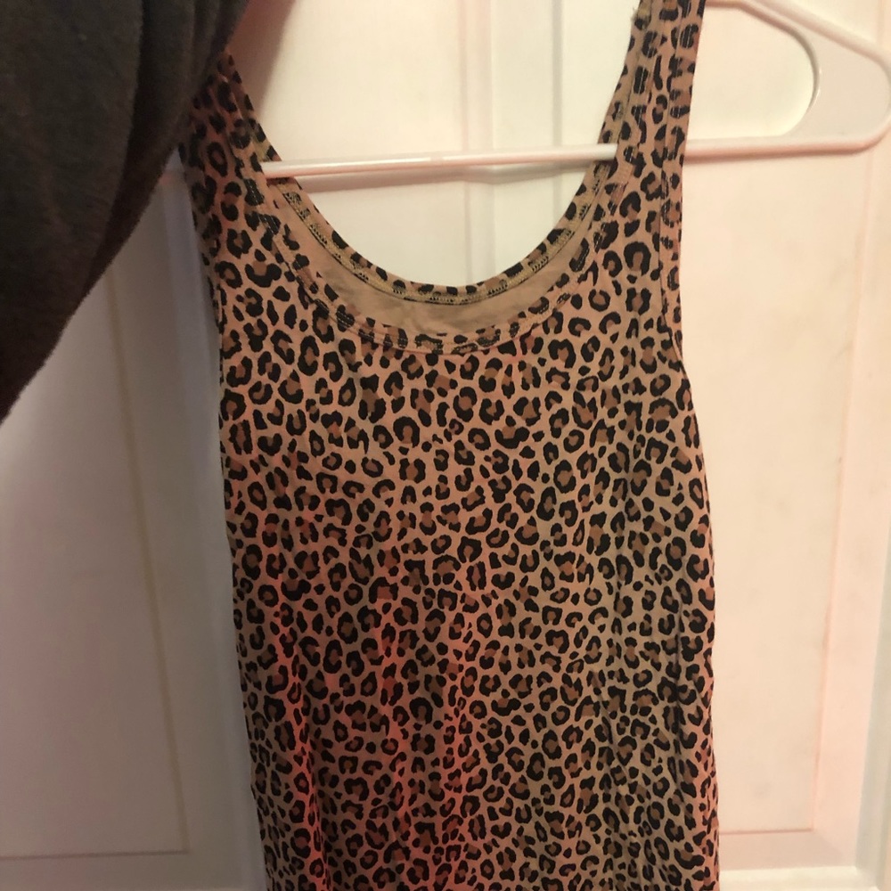 Merona cheetah tank
